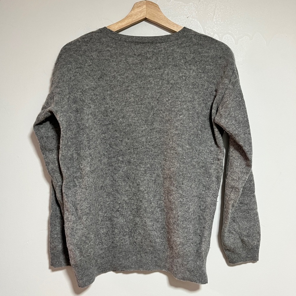 Gap 100% Cashmere Grey Sweater - Size Small - Picture 6 of 9